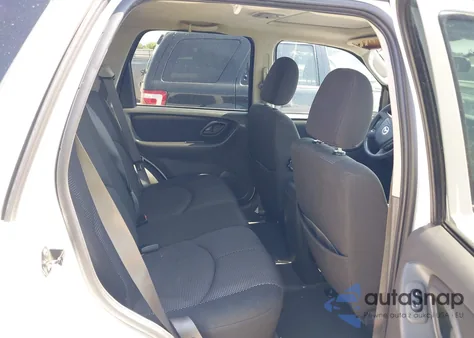 2005 Mazda Tribute S from USA, damaged, VIN 4F2YZ04125KM28076